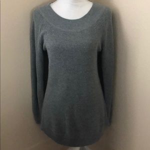 GAP maternity sweater